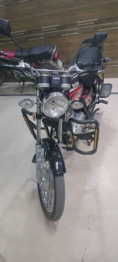 Suzuki GS 150