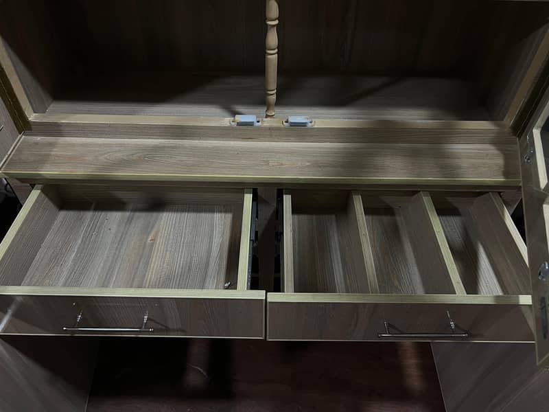 Cupboard 1