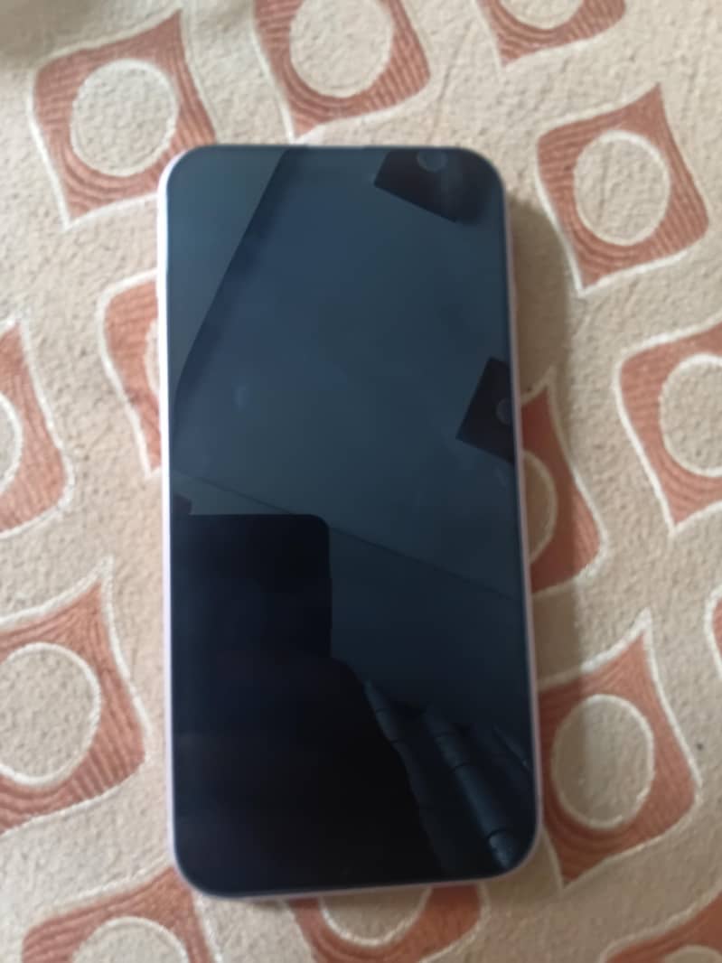 Apple iPhone 15 plus 0