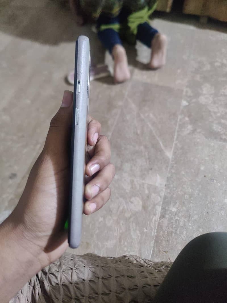 One Plus 8T 2