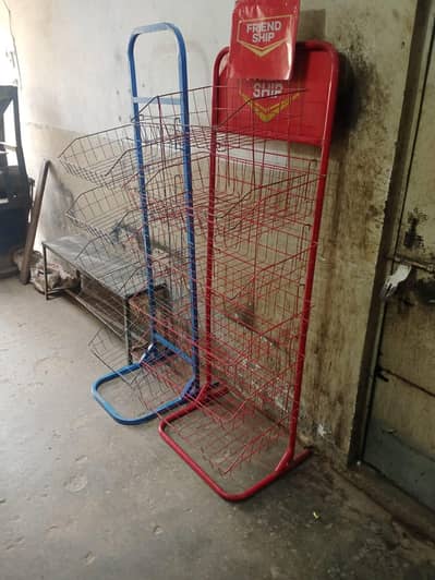Fresh Stand For perchon and store Lay's chips Display stand