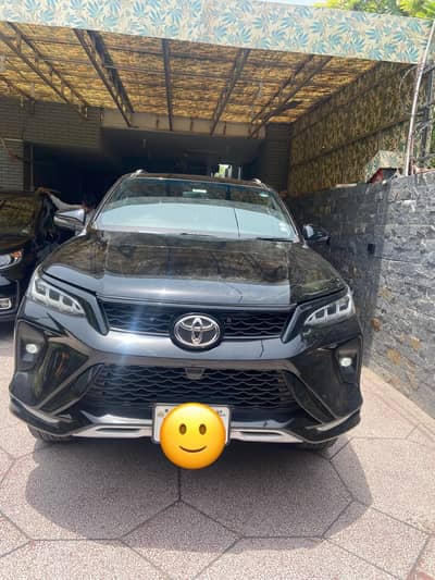 Toyota Fortuner Legender 2022
