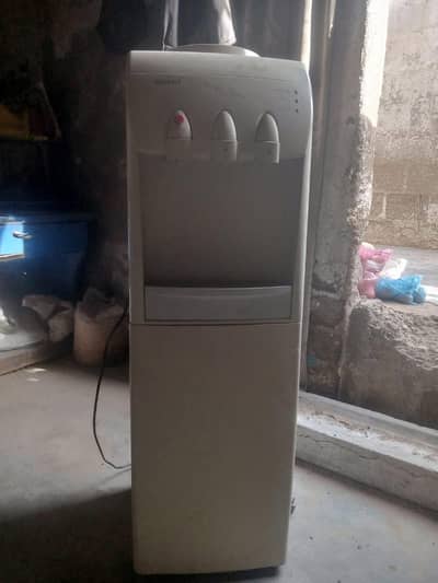 orient dispenser genioun bilkul ok 18000 . . . 03132603962