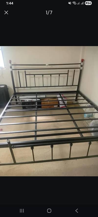 bed with matres size full