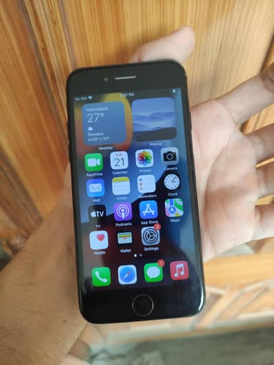 Apple iPhone 7