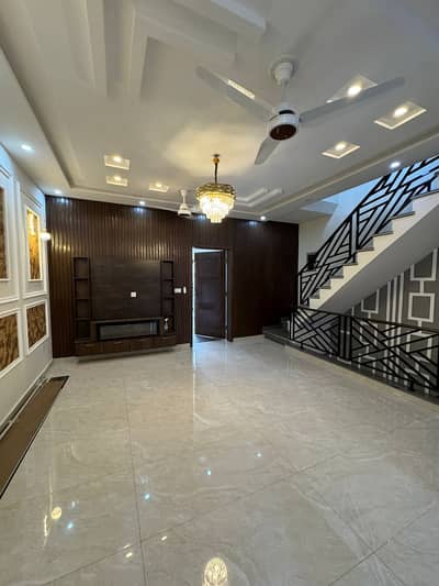 We Are Here To Serve You To Your Dream House At The Best Location Of Lahore City.