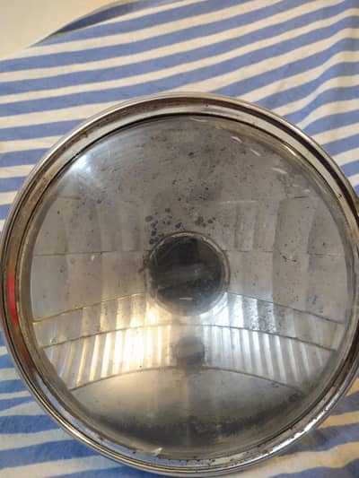 Suzuki GS 150 headlight frame