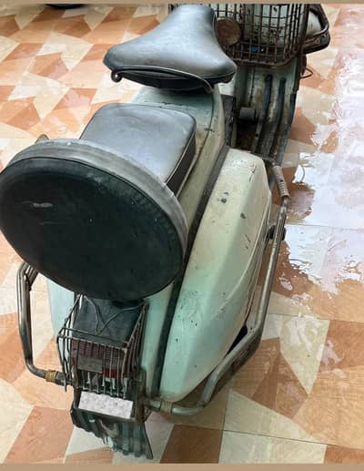 vespa Piaggio scooter 150cc
