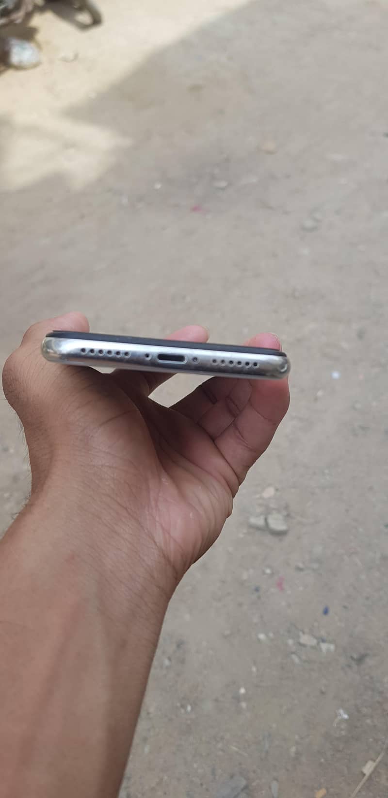 Apple iPhone X 4
