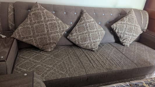 sofa for. sale