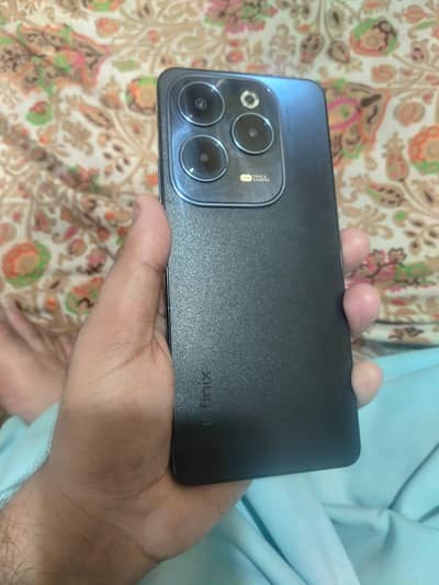 Infinix Hot 40 8+8gb ram 256gb rom