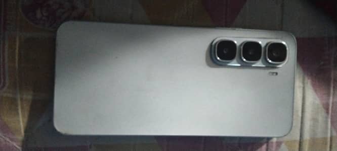 Infinix Hot 60 i
