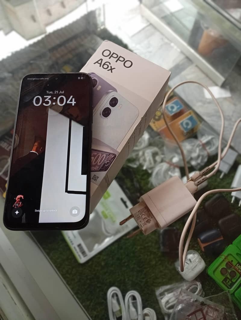 OPPO A6s 0
