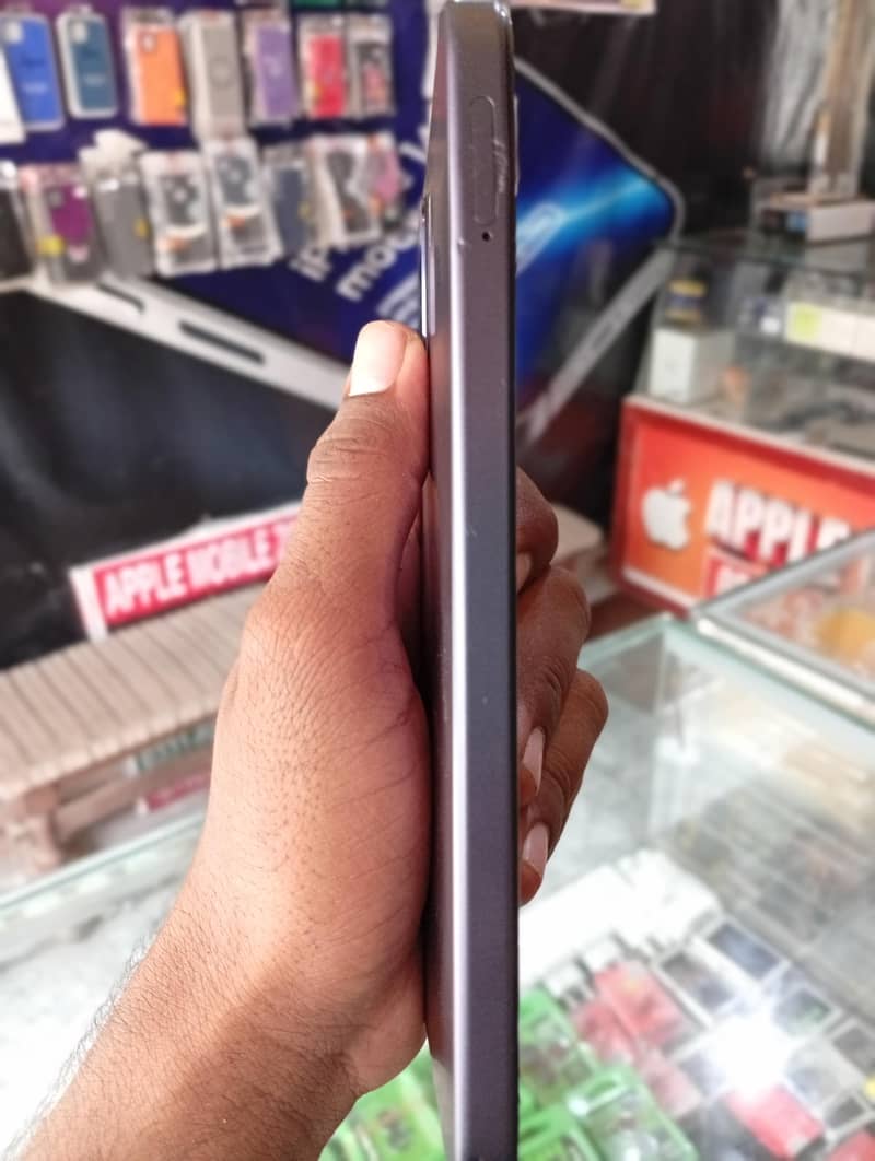 OPPO A6s 5