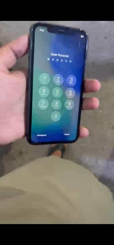 Apple iPhone 11