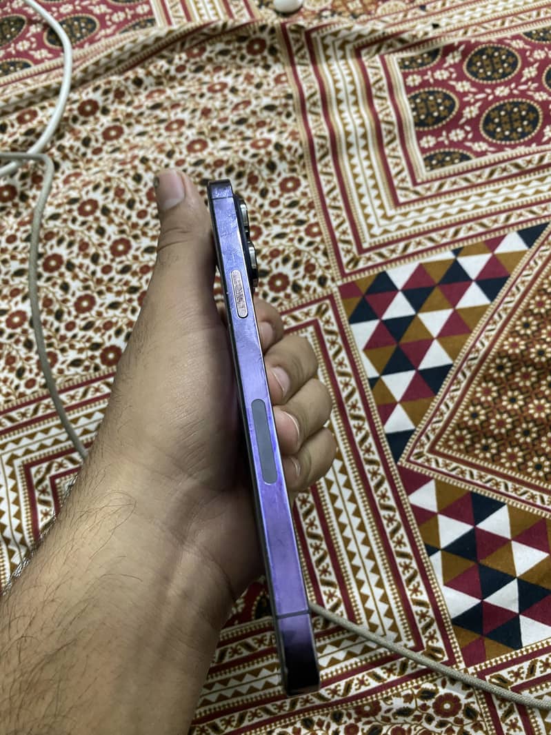 Iphone 14 pro max 1