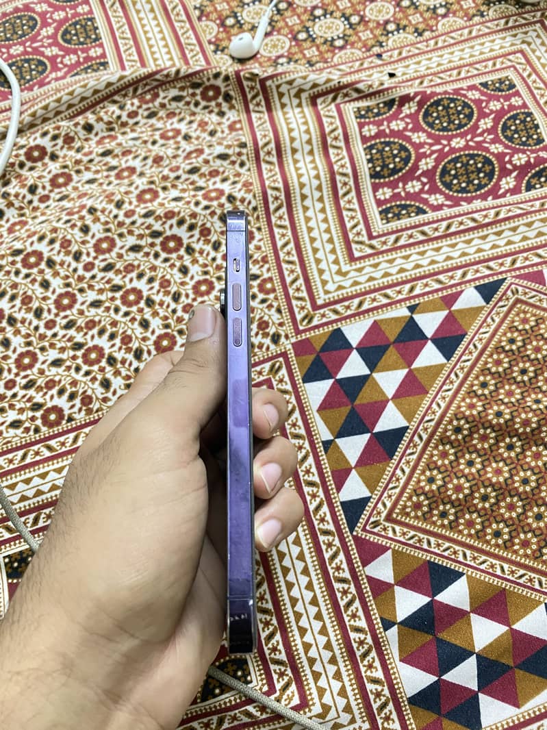 Iphone 14 pro max 6
