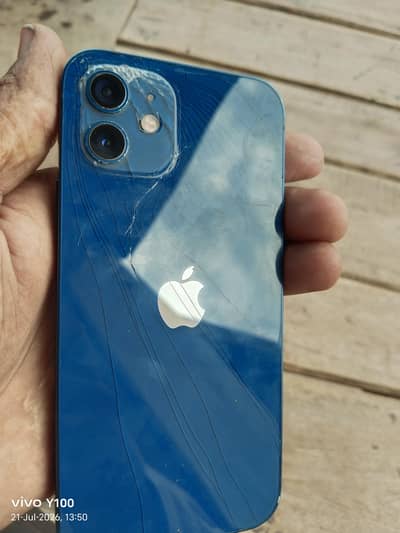 Apple iPhone 12