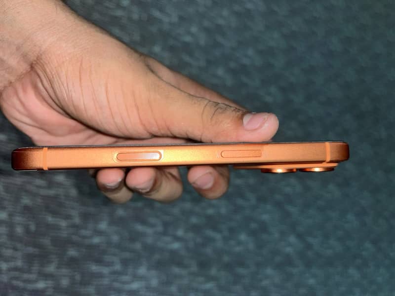 Apple iPhone 17 Pro 2