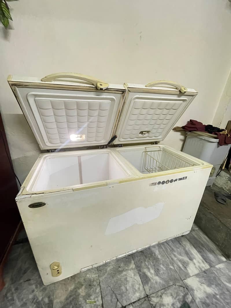 waves deep freezer 0