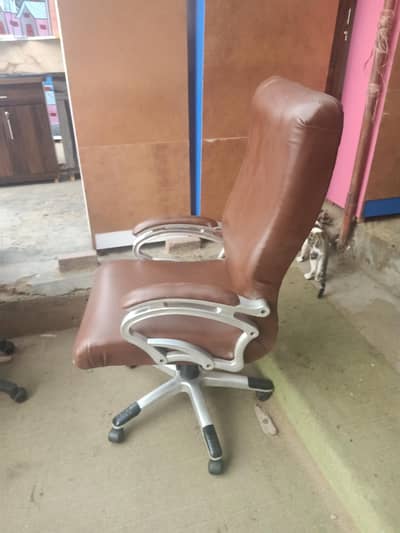 boss chairs