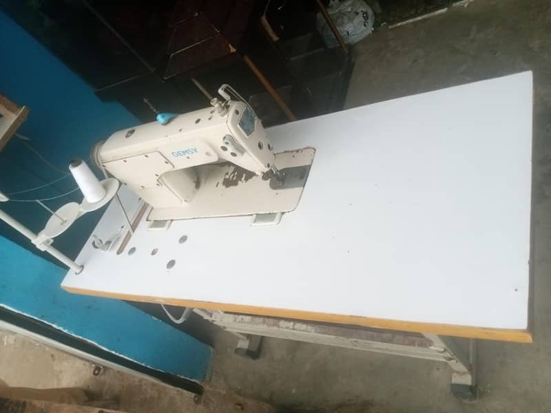 sewing machine good  4
