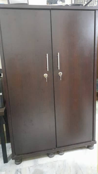 02 DOOR ALMARI FOR SALE