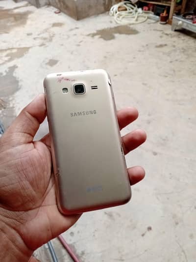 Samsung Mobile J5
