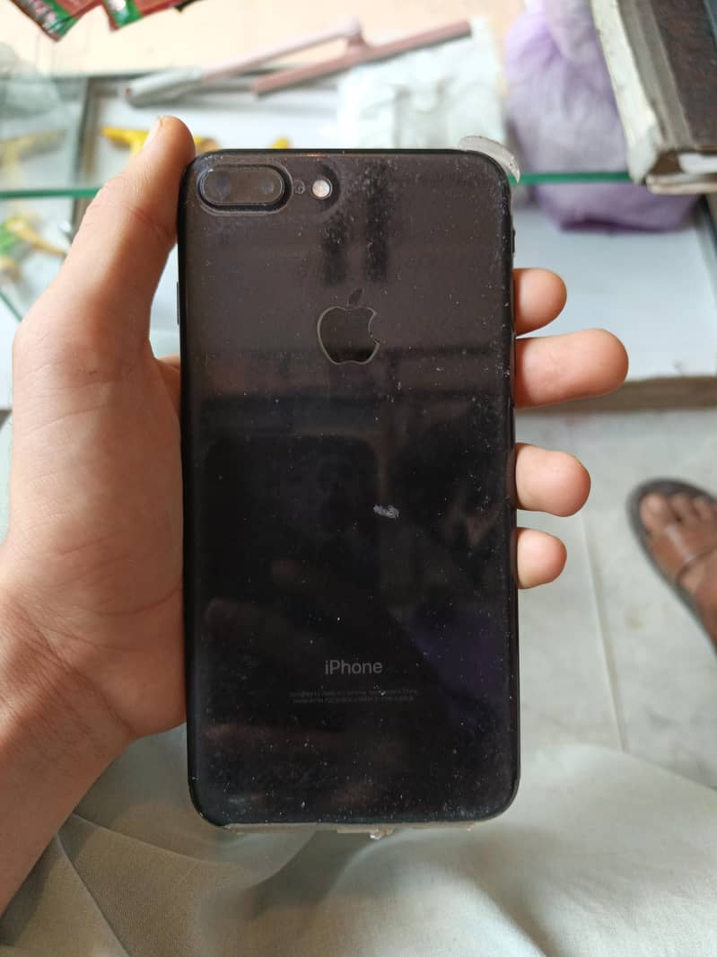 Apple iPhone 7 Plus 0