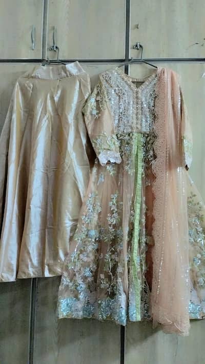 maxi & lehnga