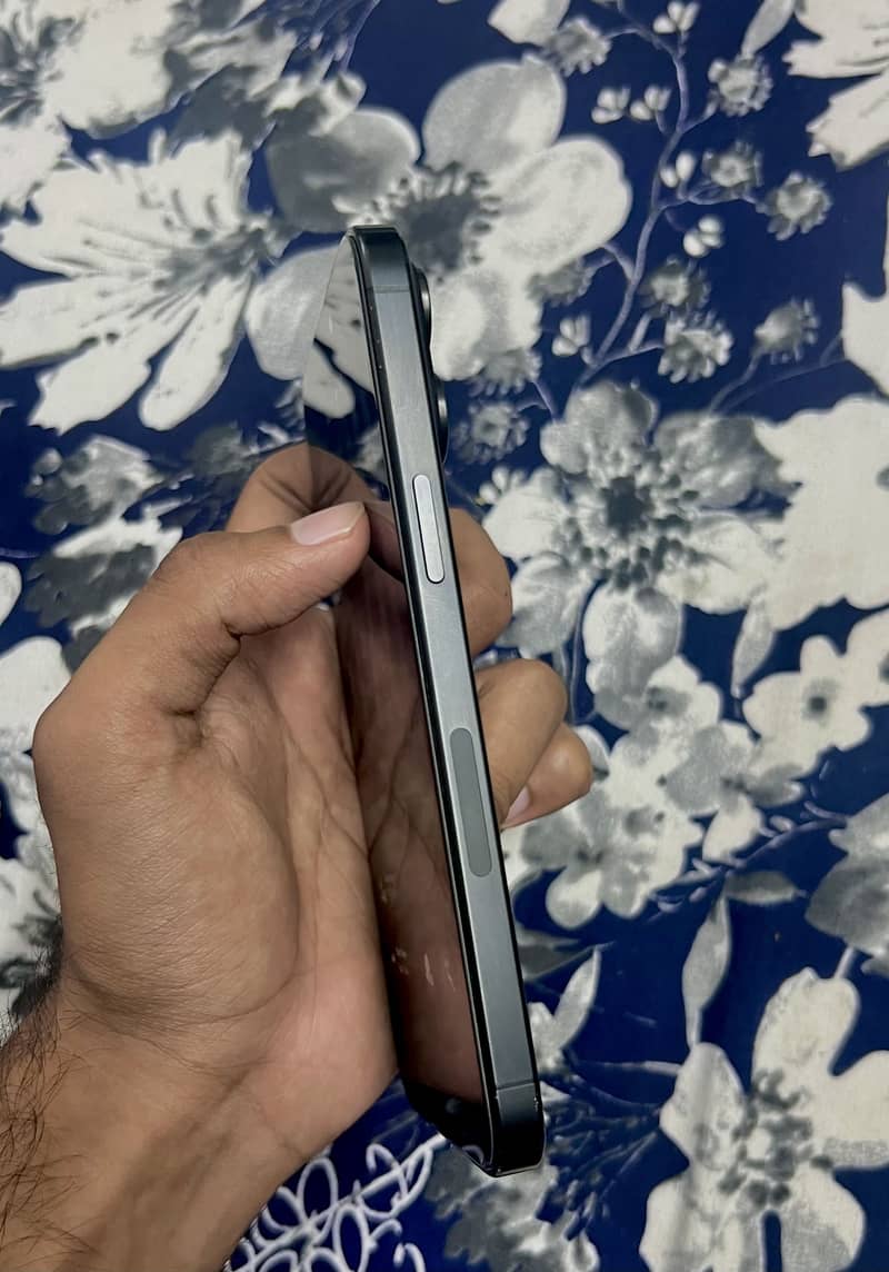 Iphone 15 Pro Max 3