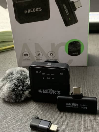 Bluk BX7 wireless microphone used
