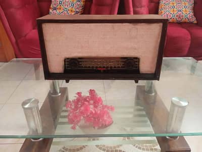 Grundig wooden body antique radio