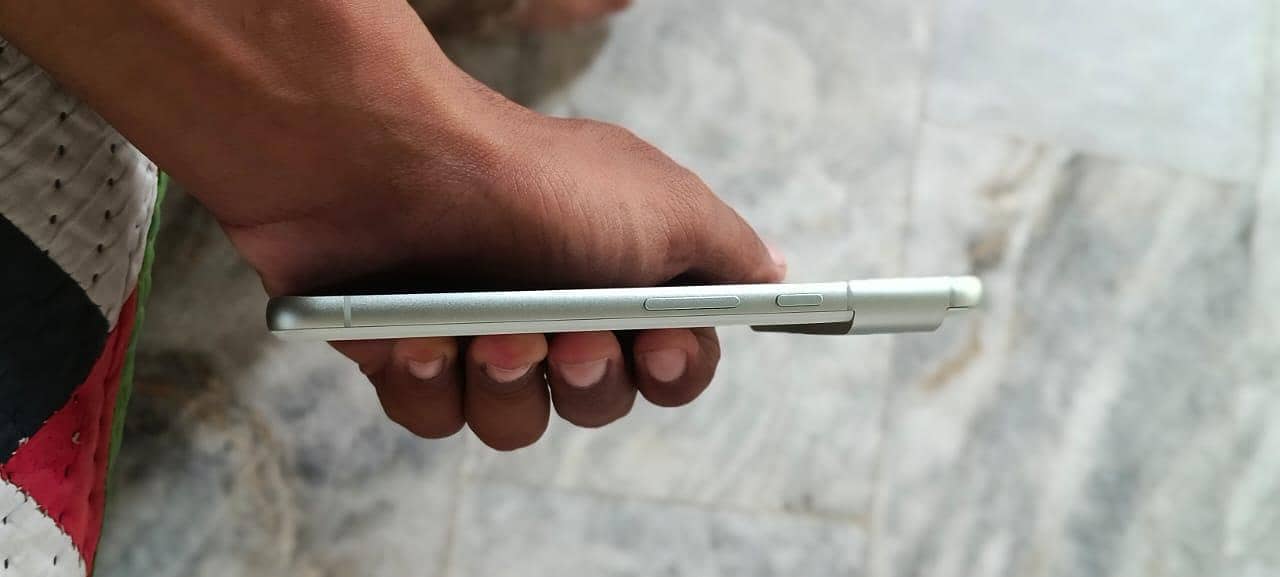 Google Pixel 8 0