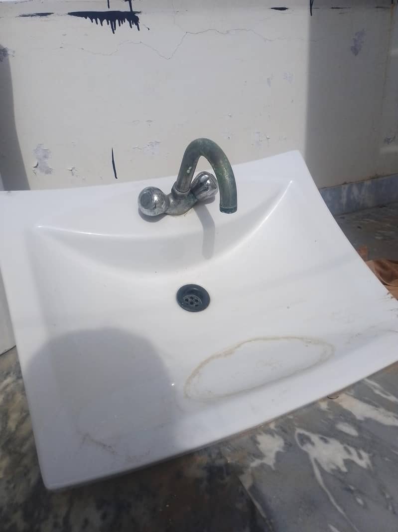 washed basins 3