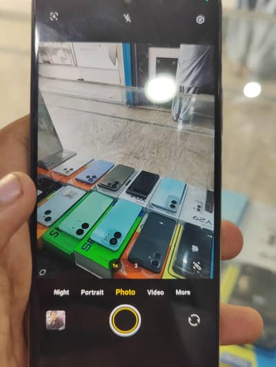 Vivo V29