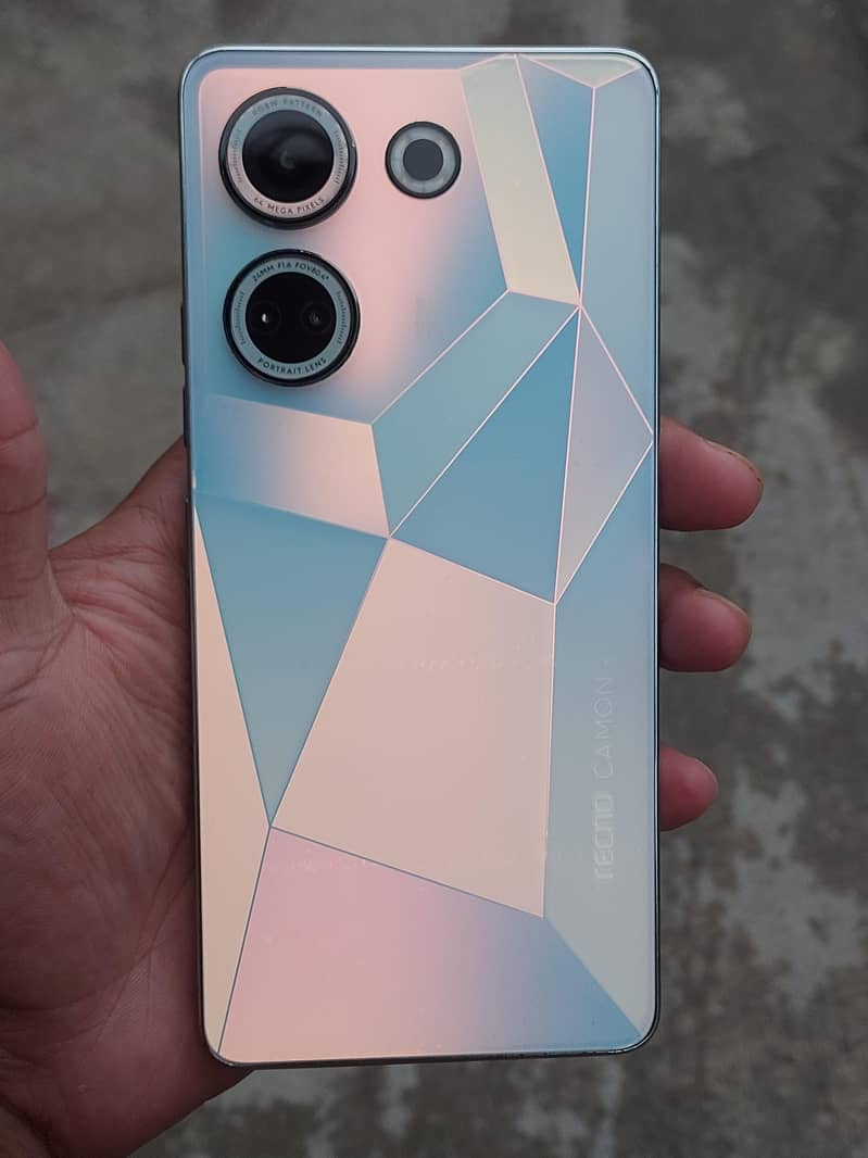 Tecno CAMON 20 0