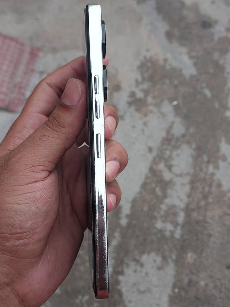 Tecno CAMON 20 2