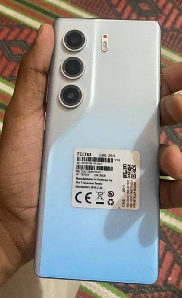 CAMON 40 pro 4