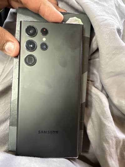 Samsung s22 ultra 10/10 mint condition with box pta