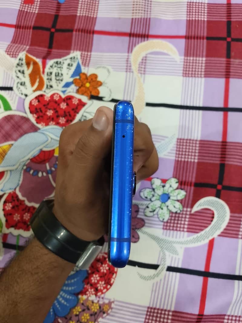 One Plus 8 Pro 5