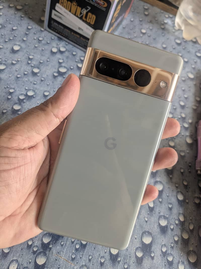 Google Pixel 7 Pro 4