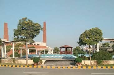 20 Marla Plot Available For Sale