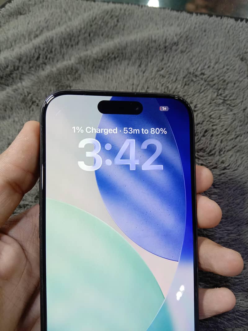 Apple iPhone 15 Pro 3