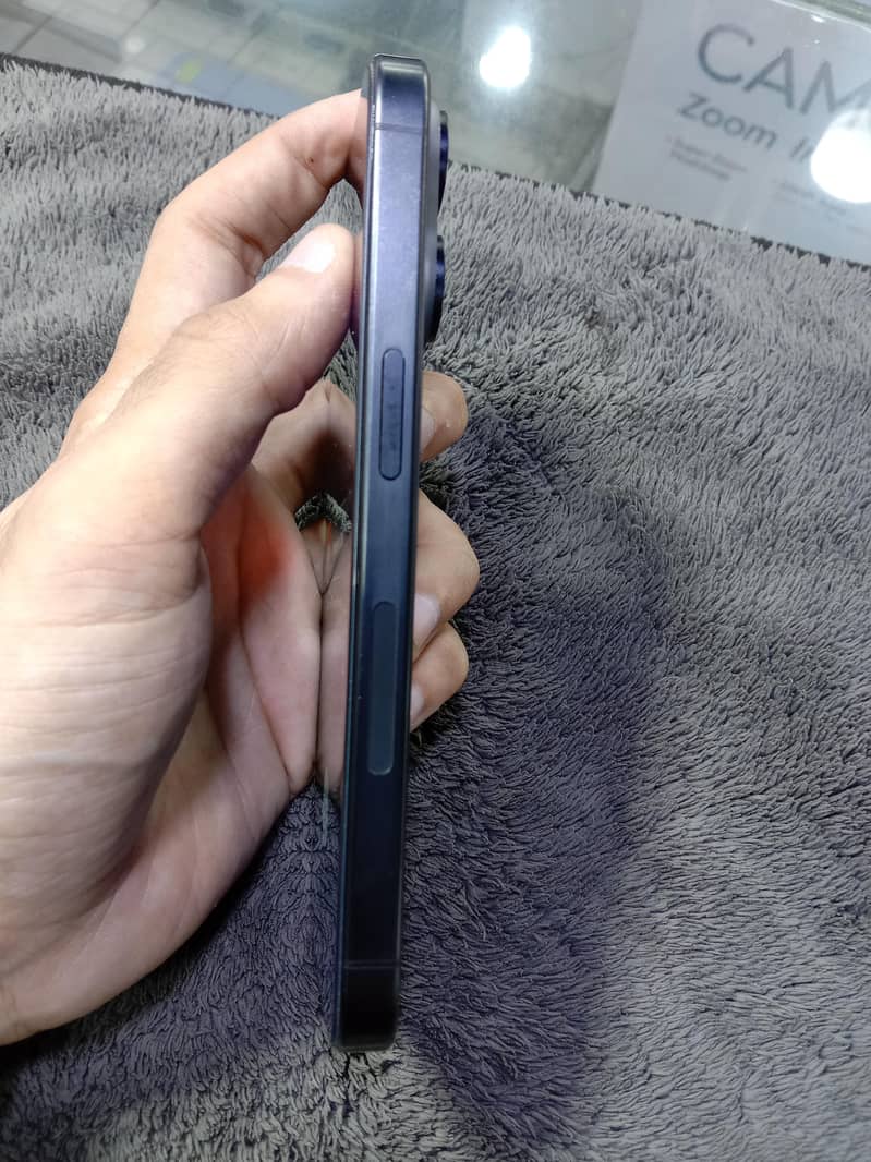 Apple iPhone 15 Pro 5