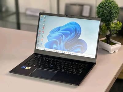 (SALE)TOSHIBA DYNABOOK Core i7 11th Generation. . 16gb ram ,512gb nvme.