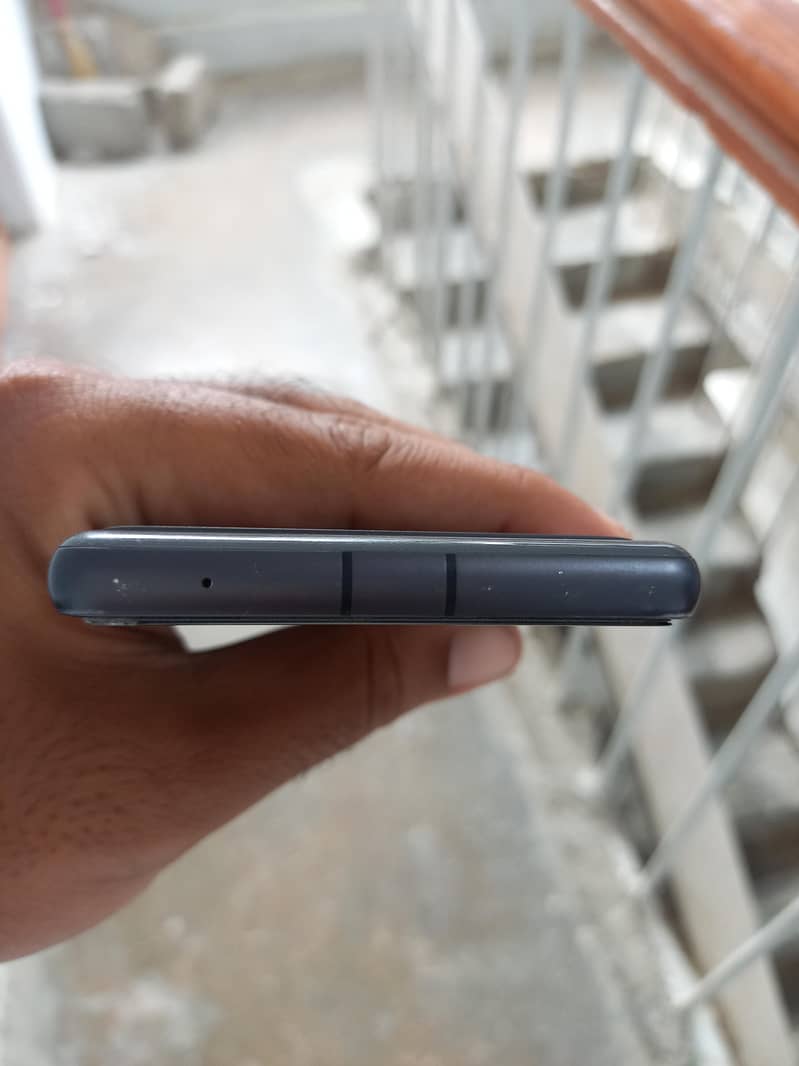 Google Pixel 7a 2