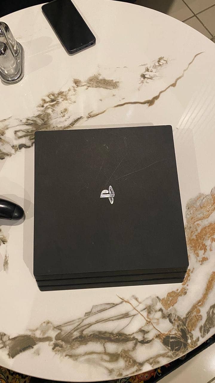 Ps4 pro 1