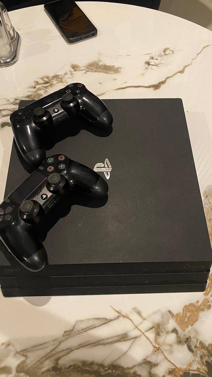 Ps4 pro 3
