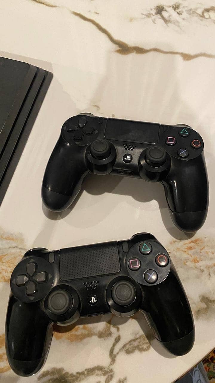Ps4 pro 6